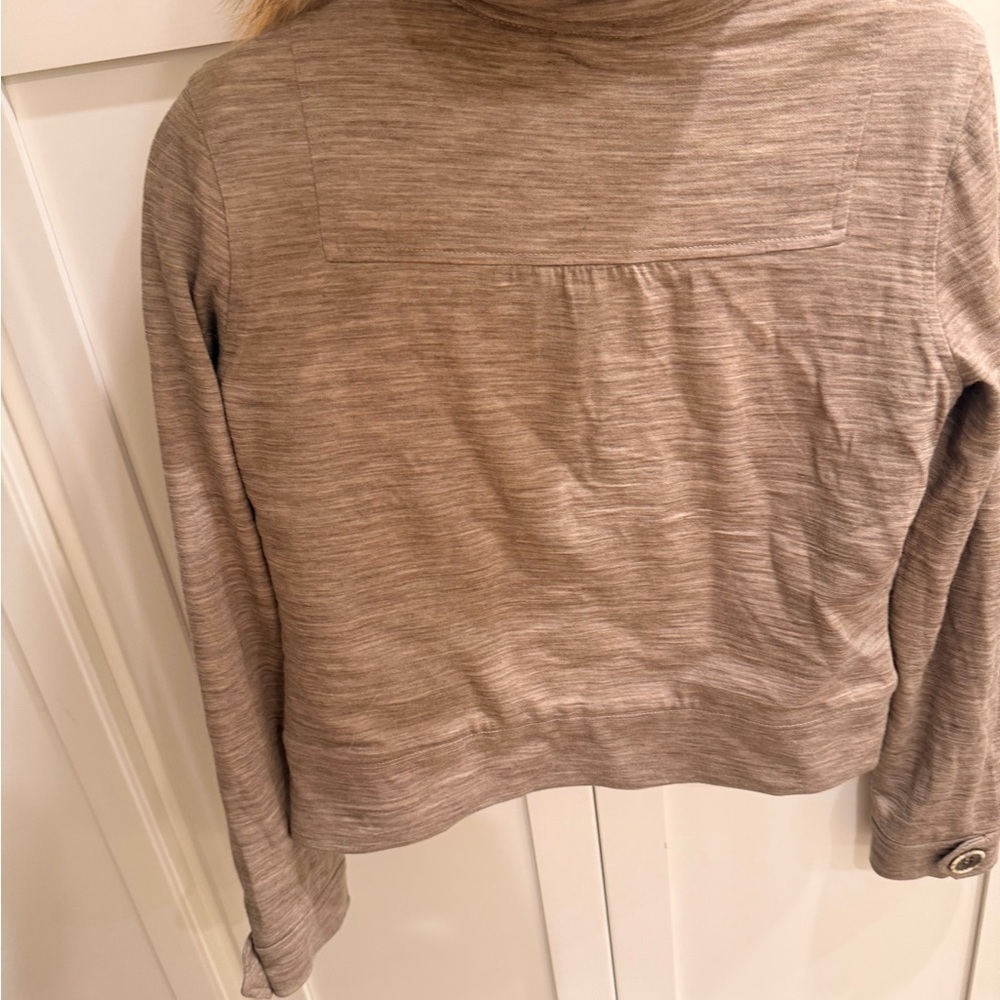 Escada Sport Tan Jacket with Cream Fur! Size 36 (small) - Picture 7 of 9